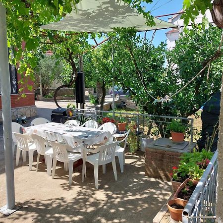Holiday House Fila Turanj Exterior foto