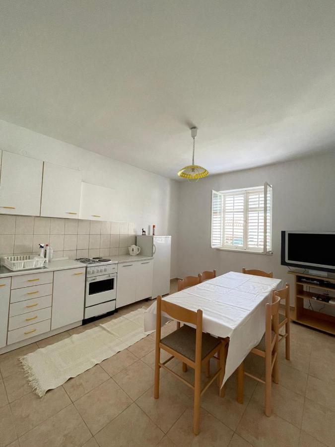 Holiday House Fila Turanj Exterior foto